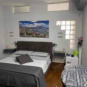 Bed & Breakfast Mapi, Naples